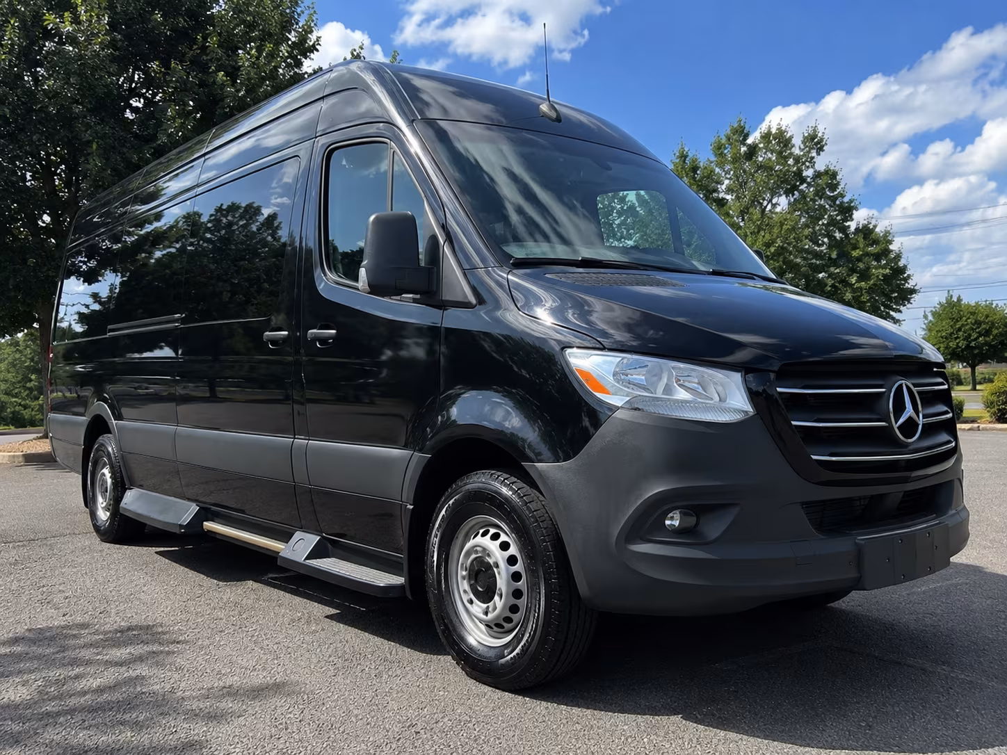 18 passenger sprinter van