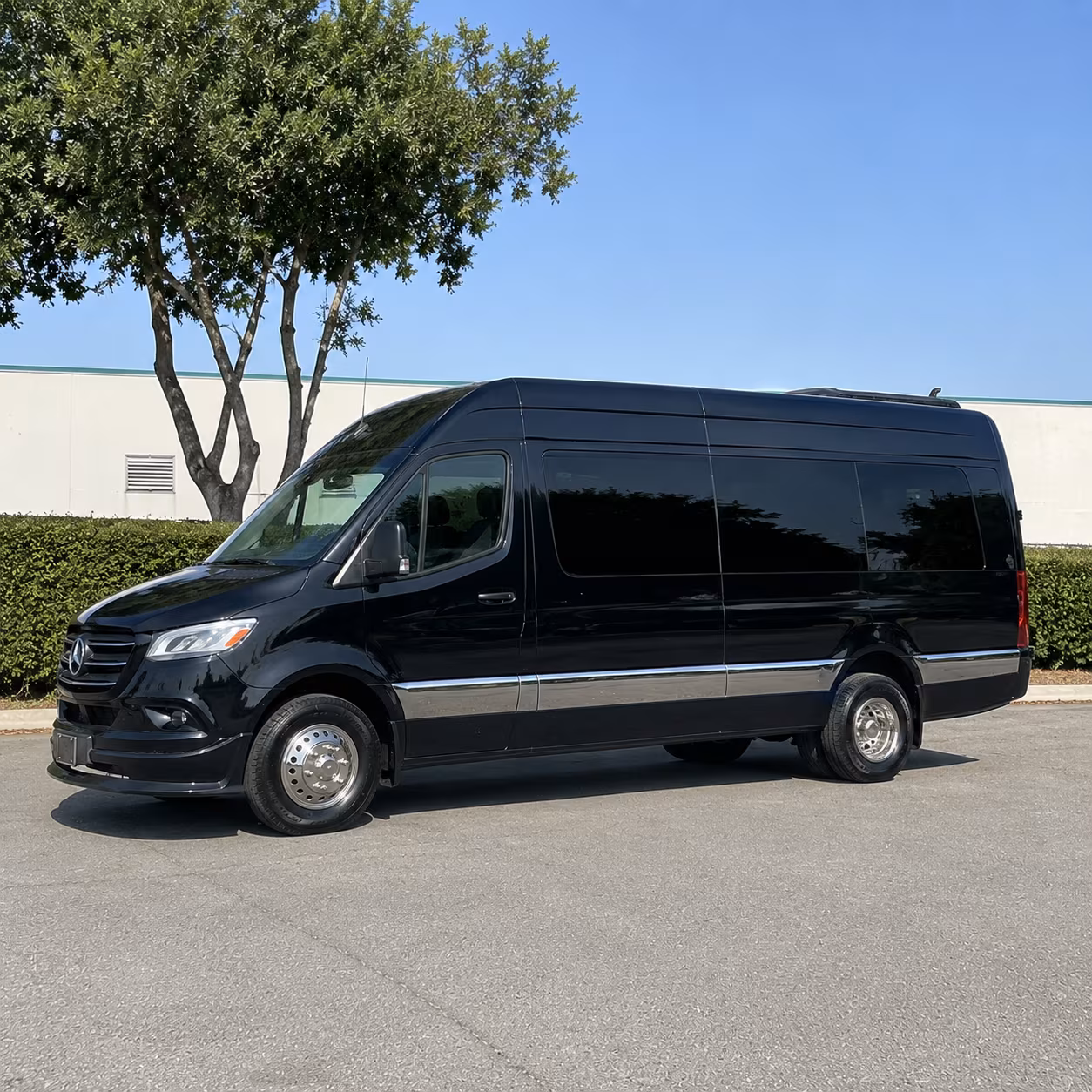 find the perfect transportation for your next airport transfer 1