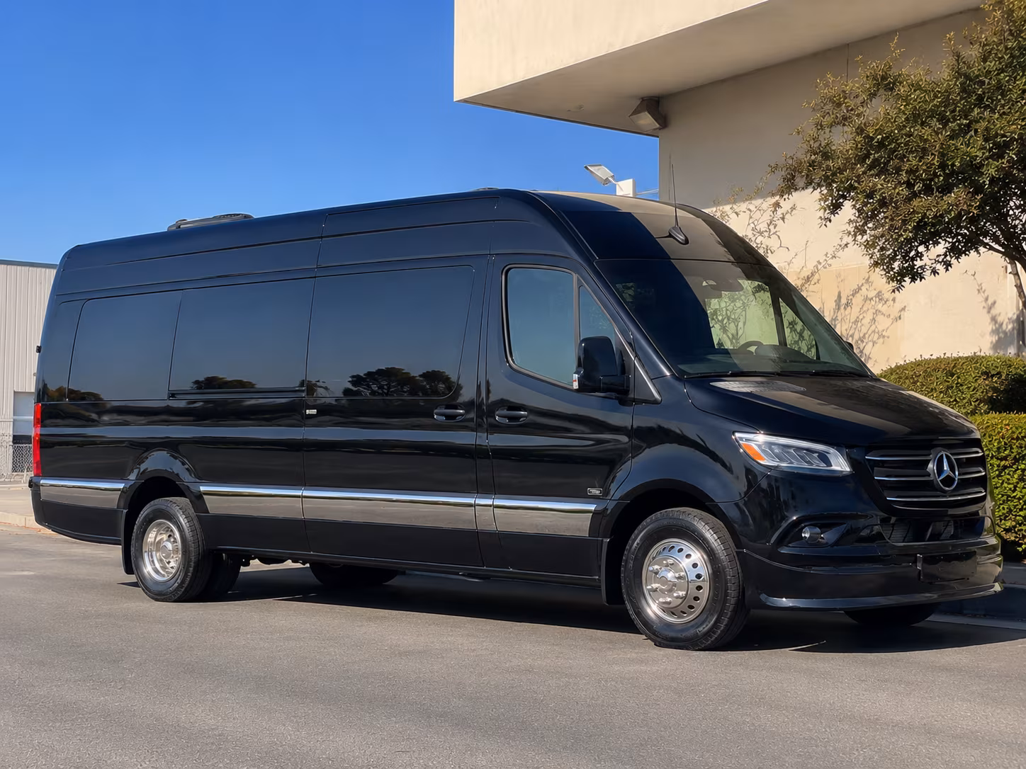 find the perfect transportation for your next corporate event 4